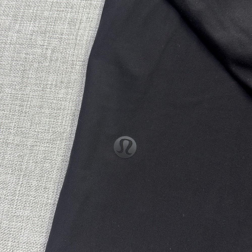 Lululemon T-Shirt Mens 2XL Black Long Sleeve Scoop Neck Activewear Moisture - Picture 2 of 8